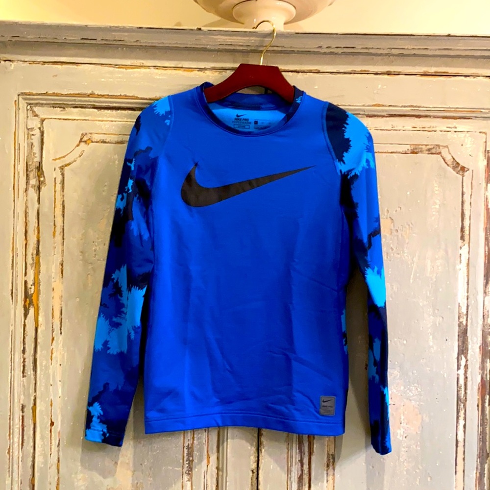 Nike Pro Hyperwarm Fitted Long-sleeve Shirt; Boys XL